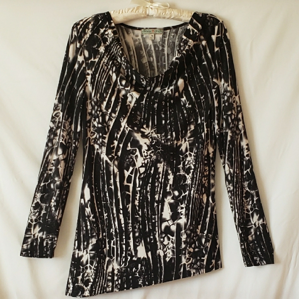 Black and White Drape Neck Asymmetrical Ruched Blouse